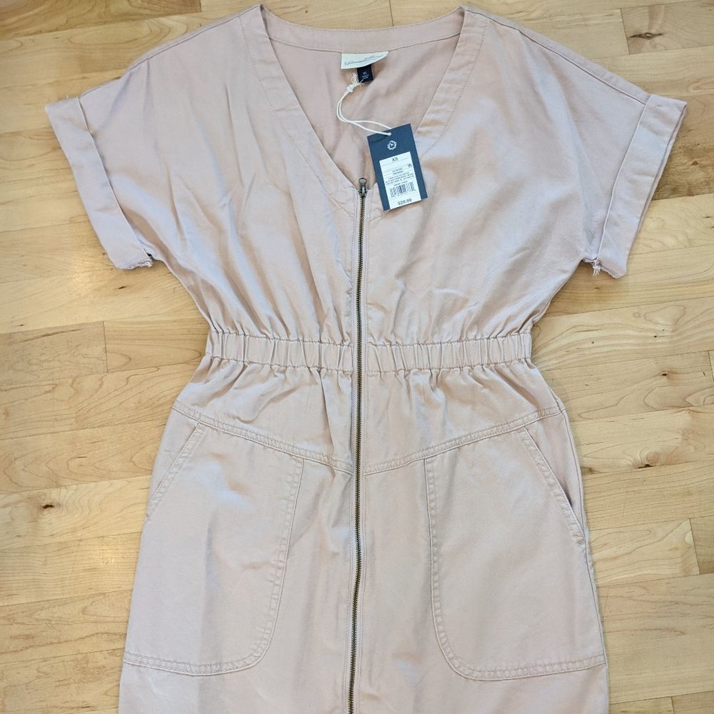 Universal Thread Zipper Front Dress